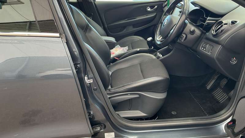 2018 RENAULT CLIO 2018 RENAULT CLIO