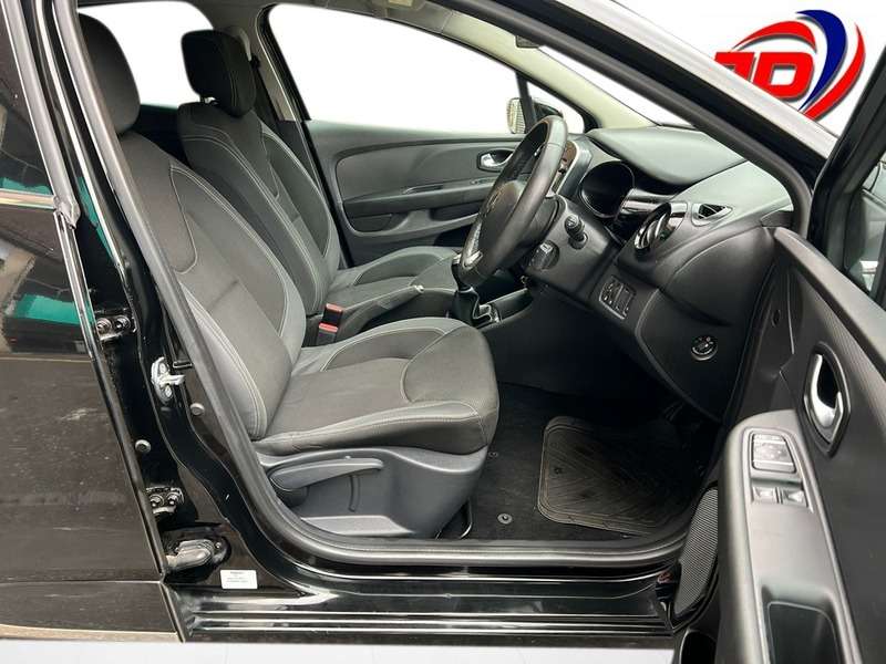 2018 RENAULT CLIO 2018 RENAULT CLIO