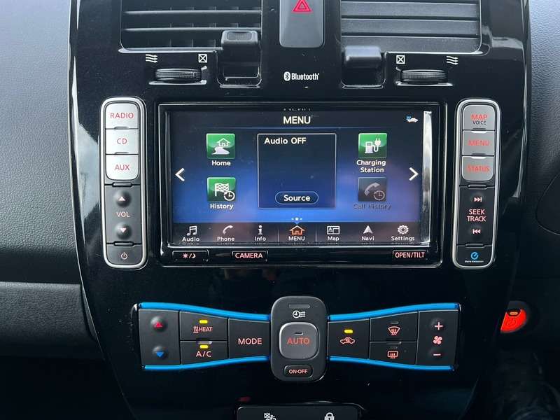 2017 NISSAN LEAF 2017 NISSAN LEAF