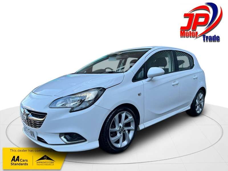 A 2017 VAUXHALL CORSA SRI VX-LINE A 2017 VAUXHALL CORSA SRI VX-LINE