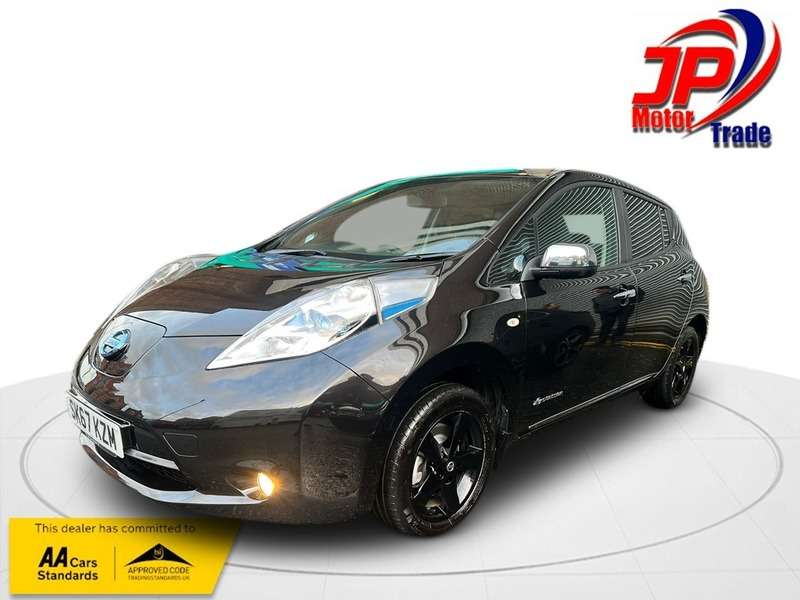A 2017 NISSAN LEAF BLACK EDITION A 2017 NISSAN LEAF BLACK EDITION
