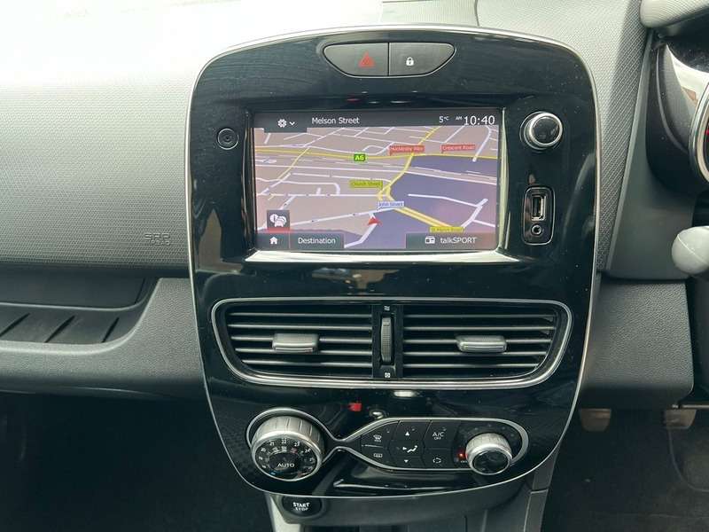 2018 RENAULT CLIO 2018 RENAULT CLIO