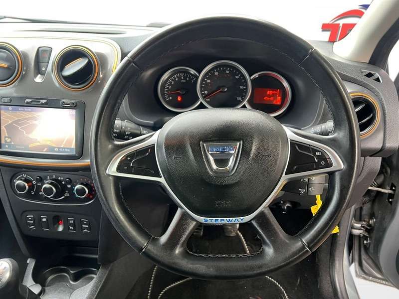 2017 DACIA SANDERO 2017 DACIA SANDERO