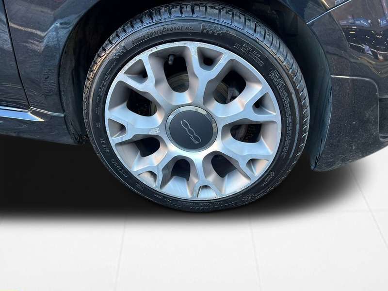 2019 FIAT 500 2019 FIAT 500