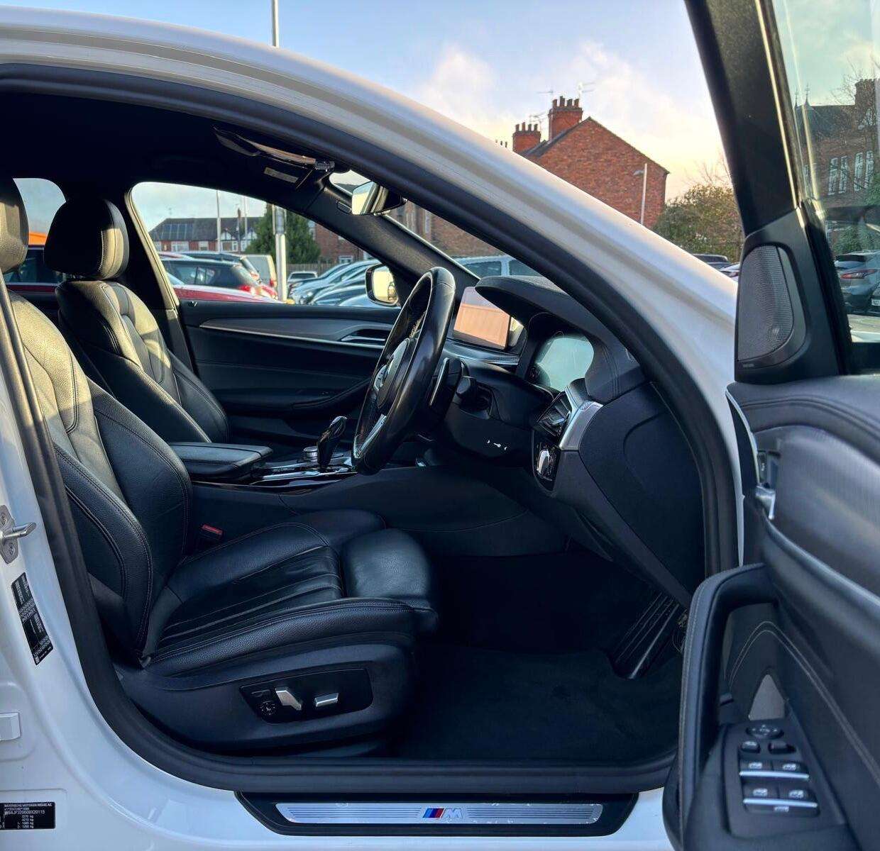 2019 BMW 5 SERIES 2019 BMW 5 SERIES