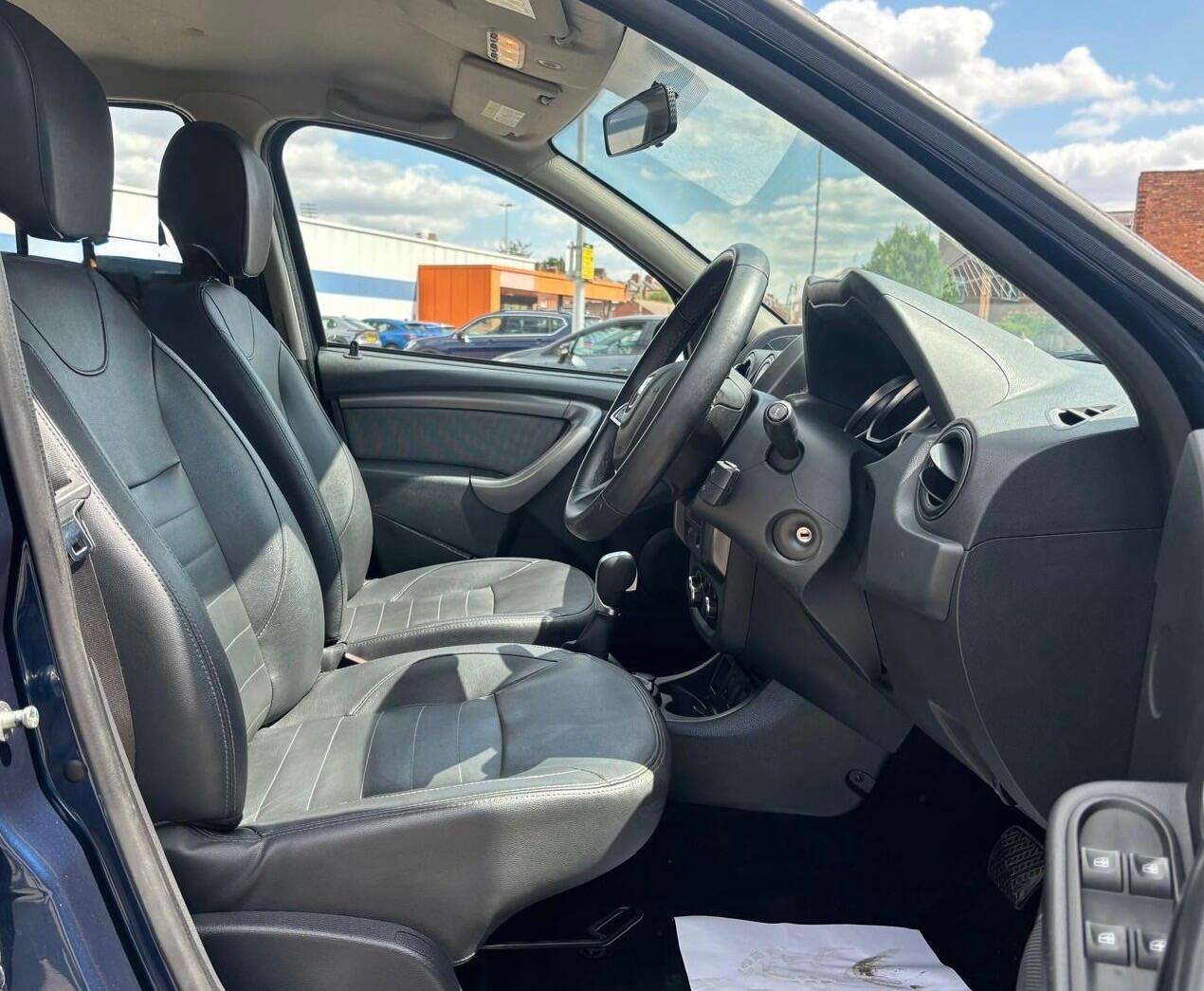 2017 DACIA DUSTER 2017 DACIA DUSTER