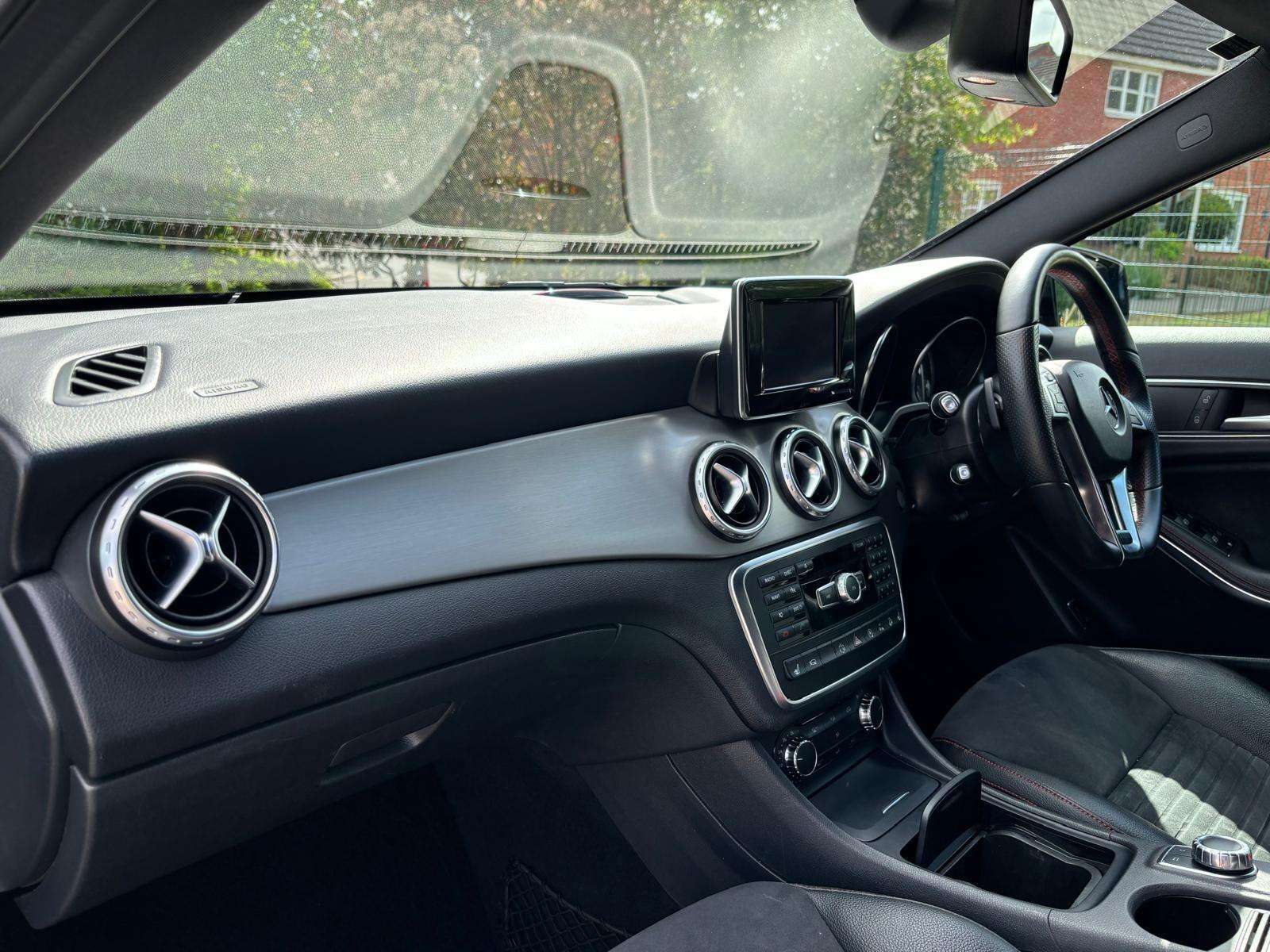 2015 MERCEDES-BENZ GLA 2015 MERCEDES-BENZ GLA