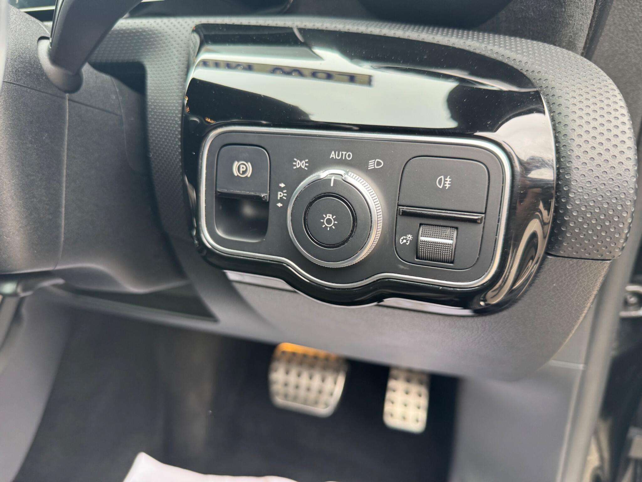 2019 MERCEDES-BENZ A CLASS 2019 MERCEDES-BENZ A CLASS