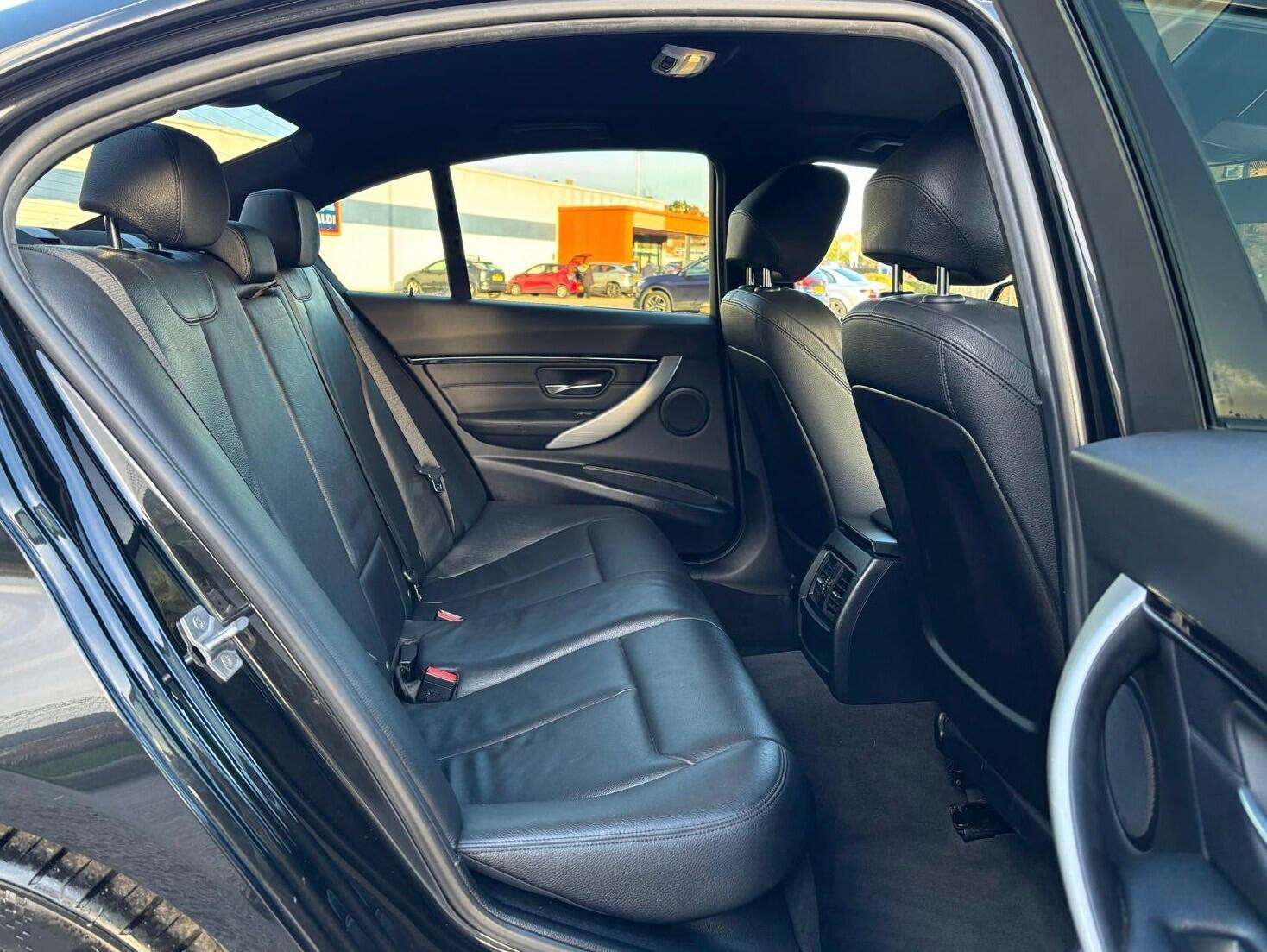 2017 BMW 3 SERIES 2017 BMW 3 SERIES