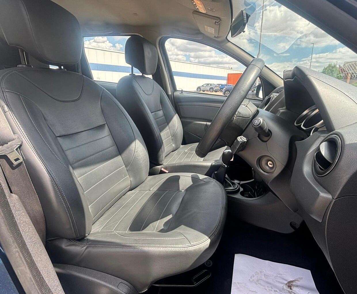 2017 DACIA DUSTER 2017 DACIA DUSTER