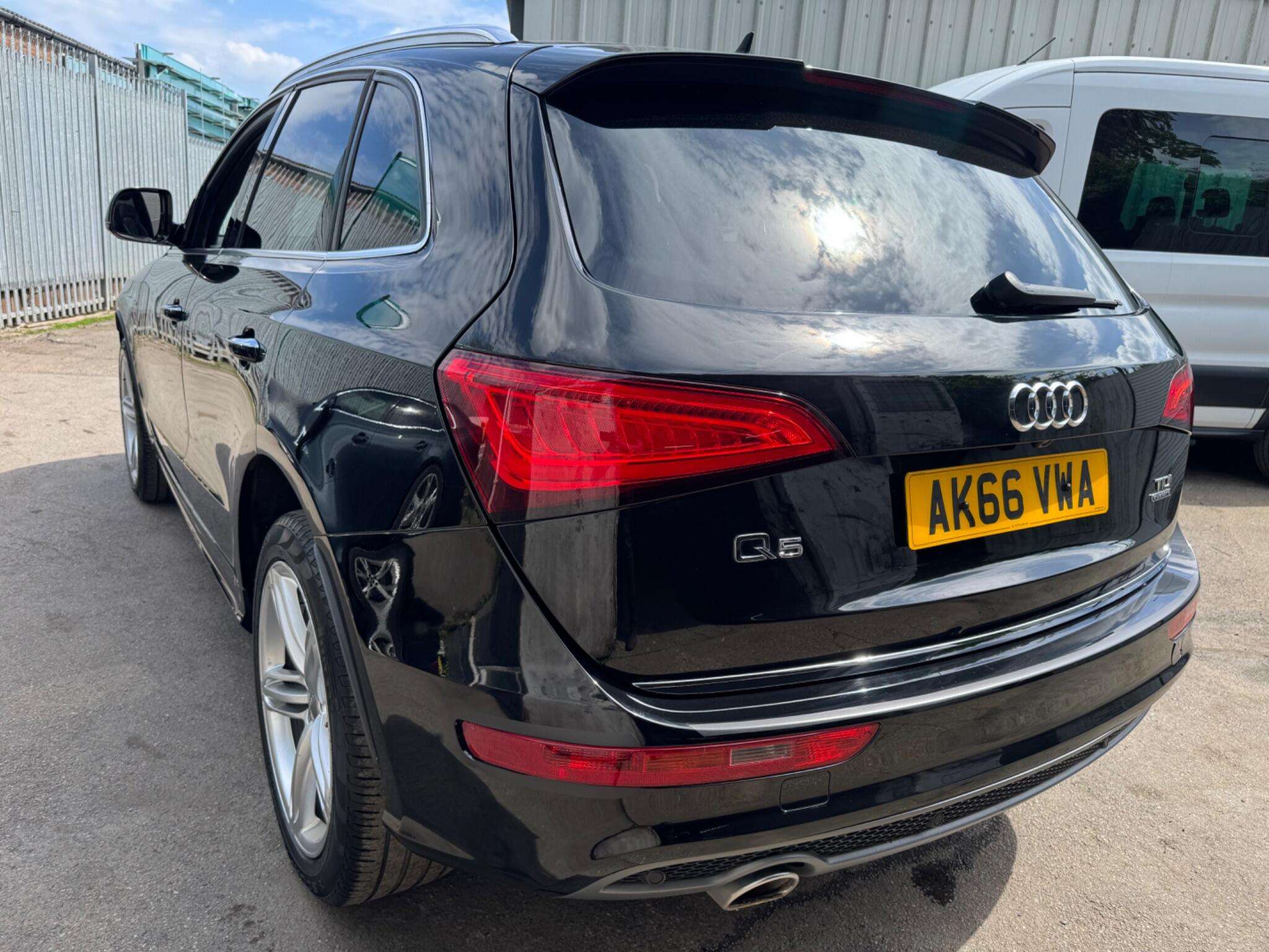 2016 AUDI Q5 2016 AUDI Q5