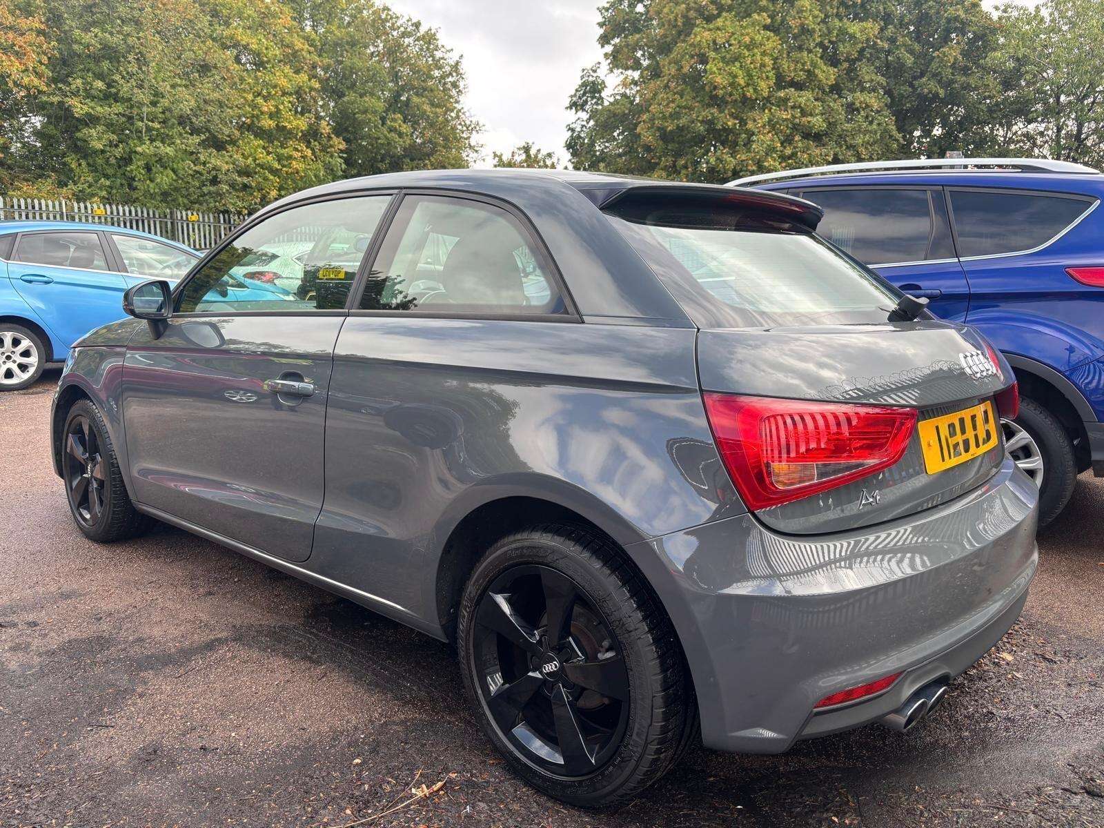 2016 AUDI A1 2016 AUDI A1