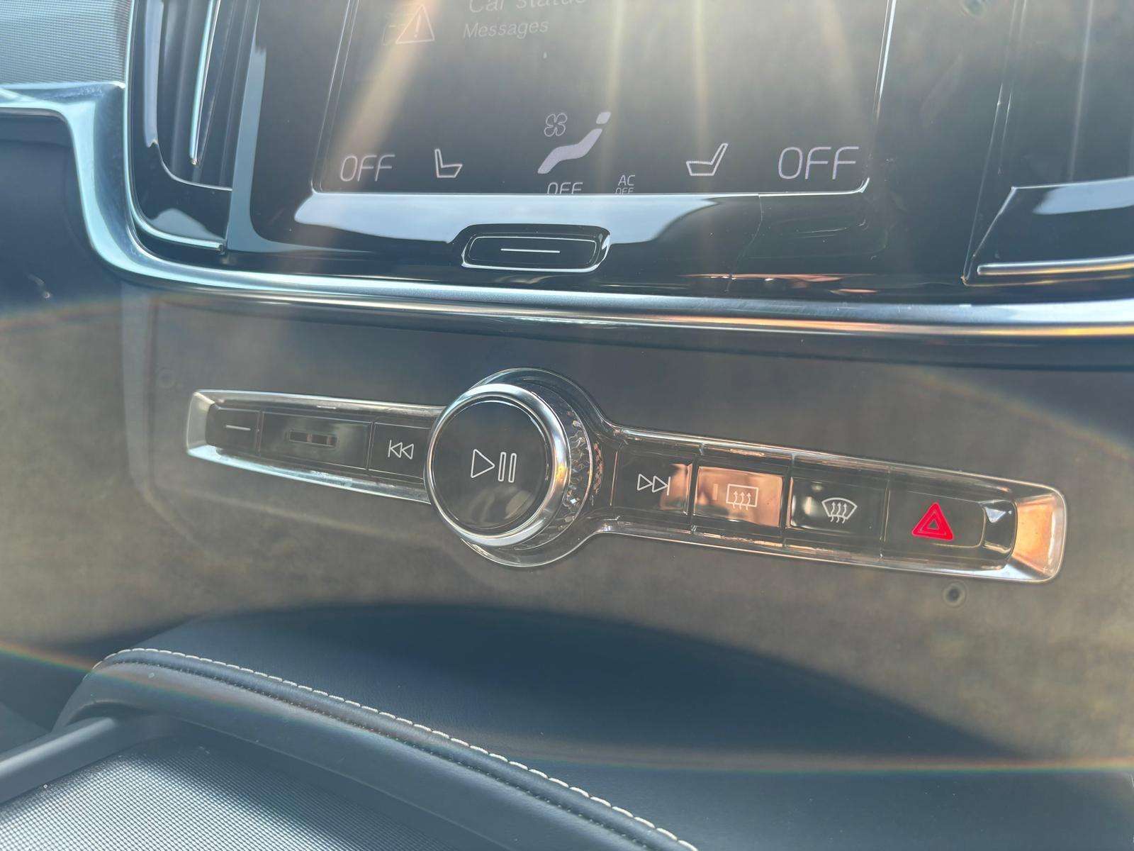 2020 VOLVO S90 2020 VOLVO S90
