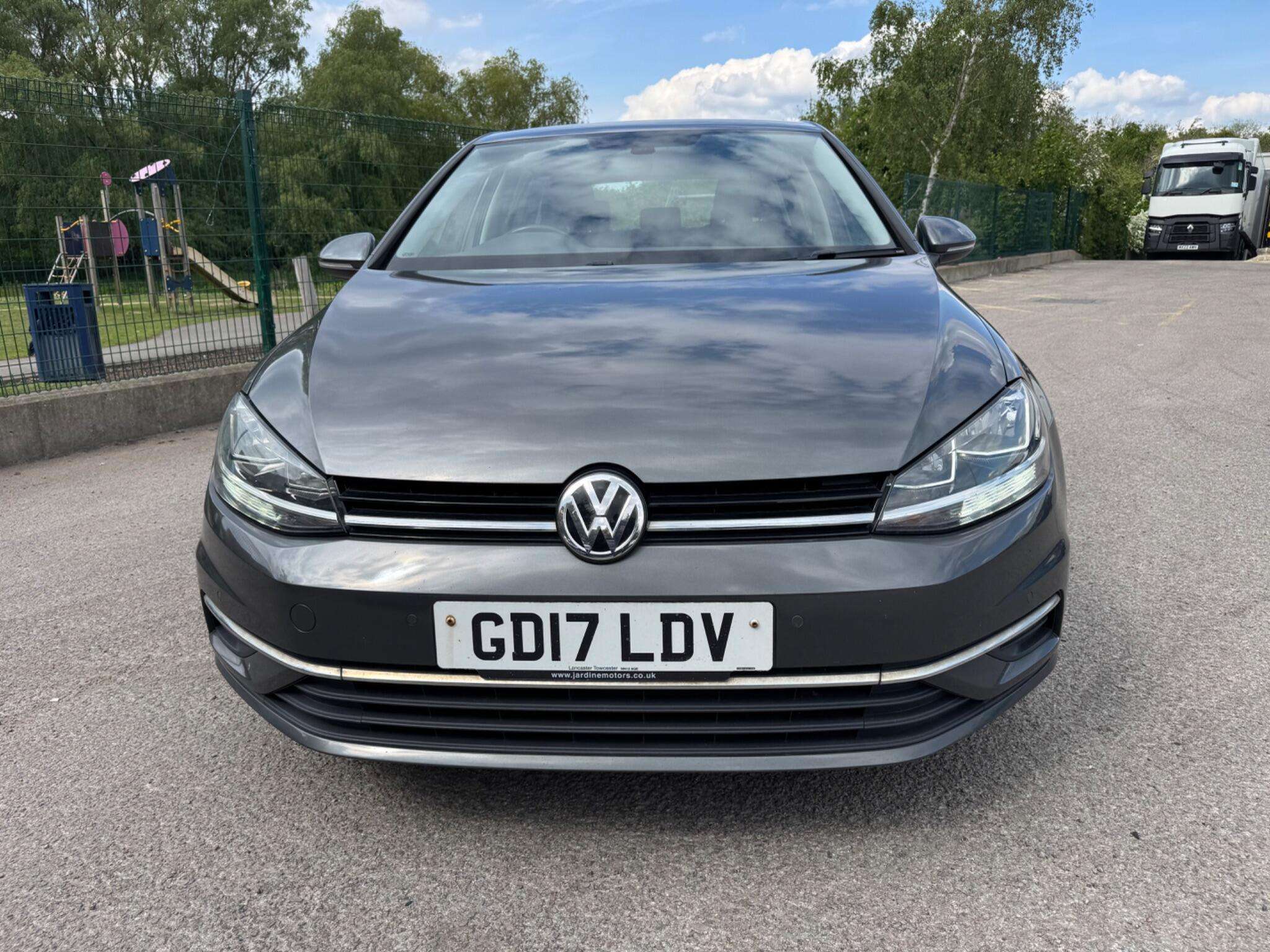 2017 VOLKSWAGEN GOLF 2017 VOLKSWAGEN GOLF
