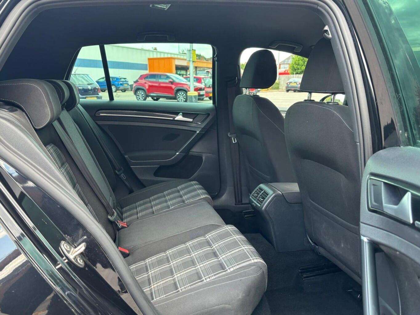2015 VOLKSWAGEN GOLF 2015 VOLKSWAGEN GOLF