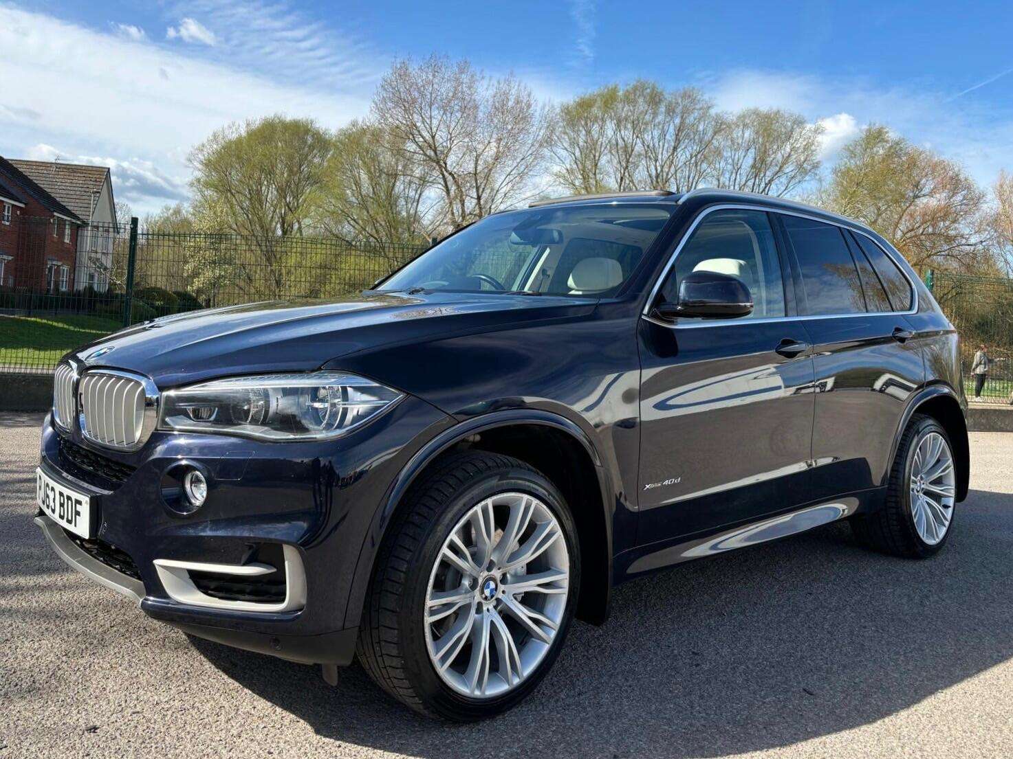 A 2014 BMW X5 3.0 40d SE Auto xDrive Euro 6 (s/s) 5dr A 2014 BMW X5 3.0 40d SE Auto xDrive Euro 6 (s/s) 5dr