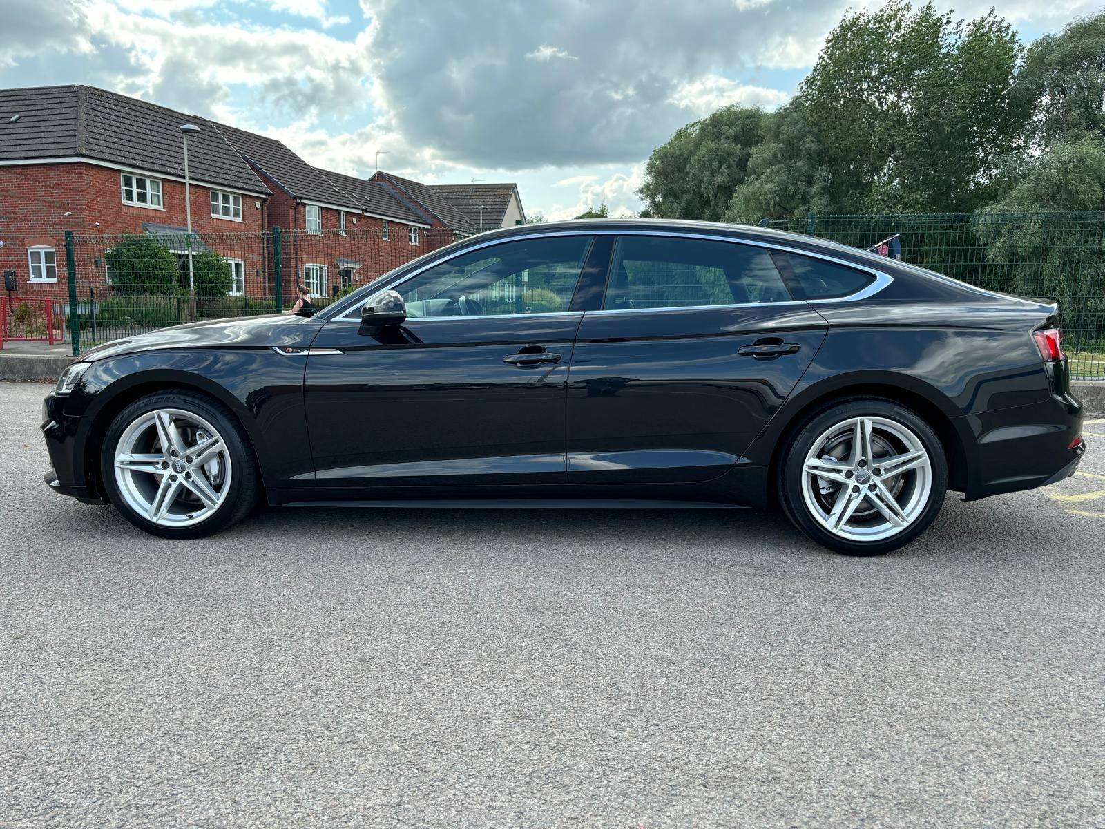 A 2018 AUDI A5 2.0 TDI ultra S line Sportback S Tronic Euro 6 (s/s) 5dr A 2018 AUDI A5 2.0 TDI ultra S line Sportback S Tronic Euro 6 (s/s) 5dr