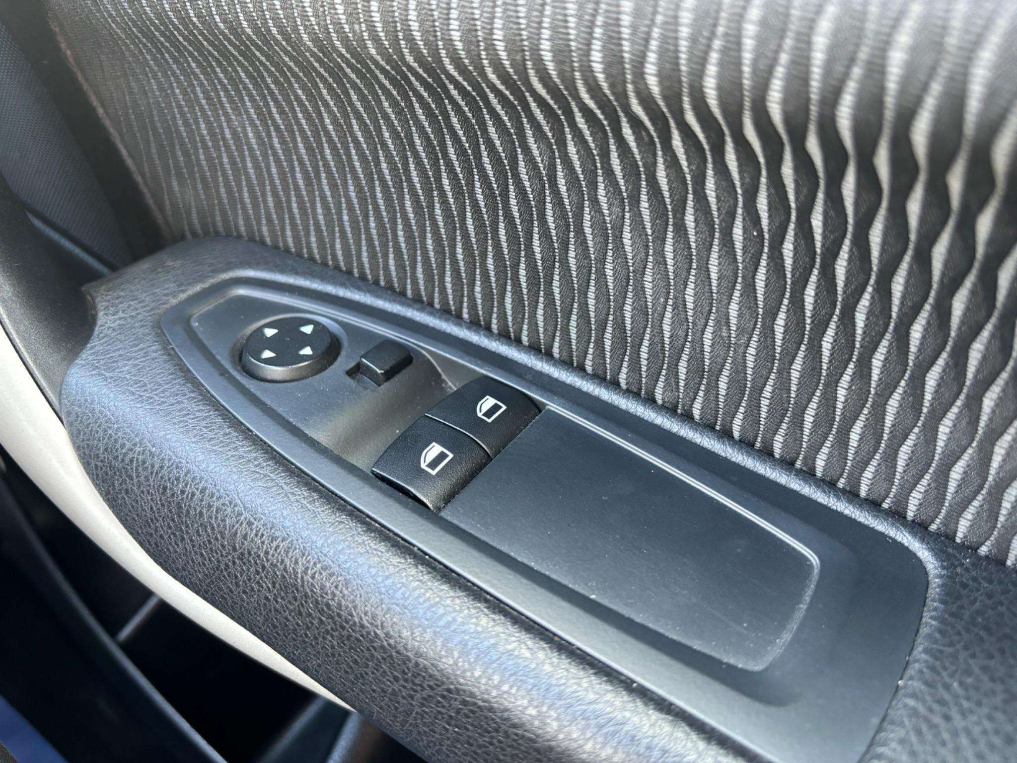 null BMW 2 SERIES null BMW 2 SERIES