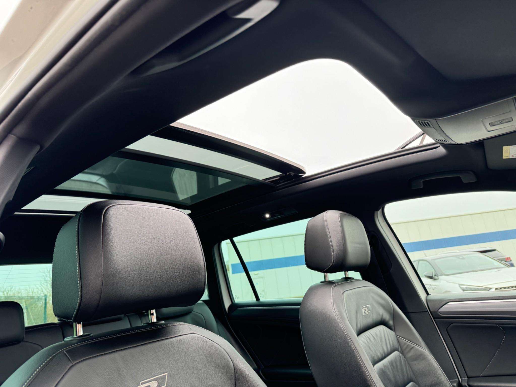 2017 VOLKSWAGEN TIGUAN 2017 VOLKSWAGEN TIGUAN