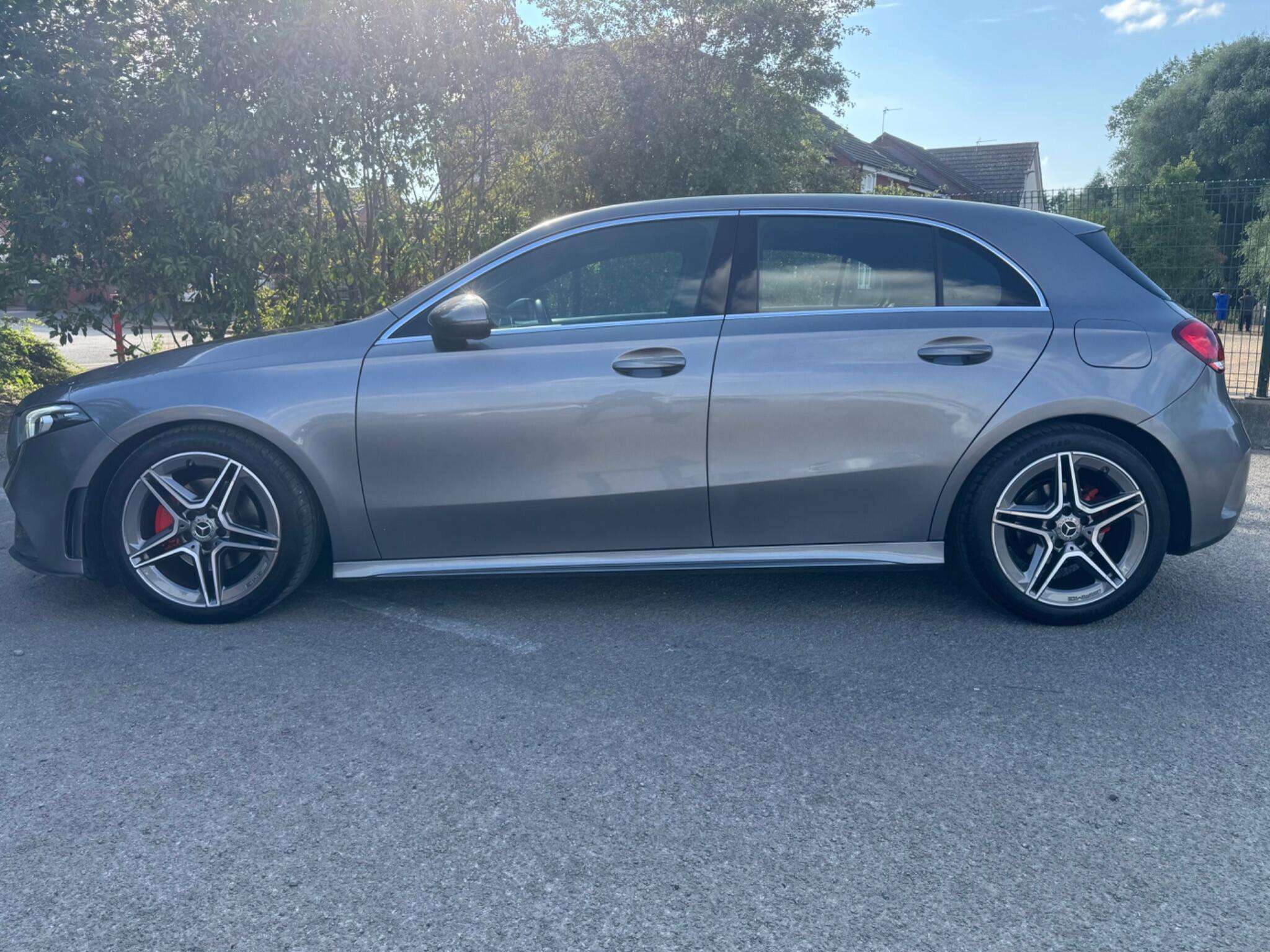 A 2019 MERCEDES-BENZ A CLASS 2.0 A200d AMG Line 8G-DCT Euro 6 (s/s) 5dr A 2019 MERCEDES-BENZ A CLASS 2.0 A200d AMG Line 8G-DCT Euro 6 (s/s) 5dr