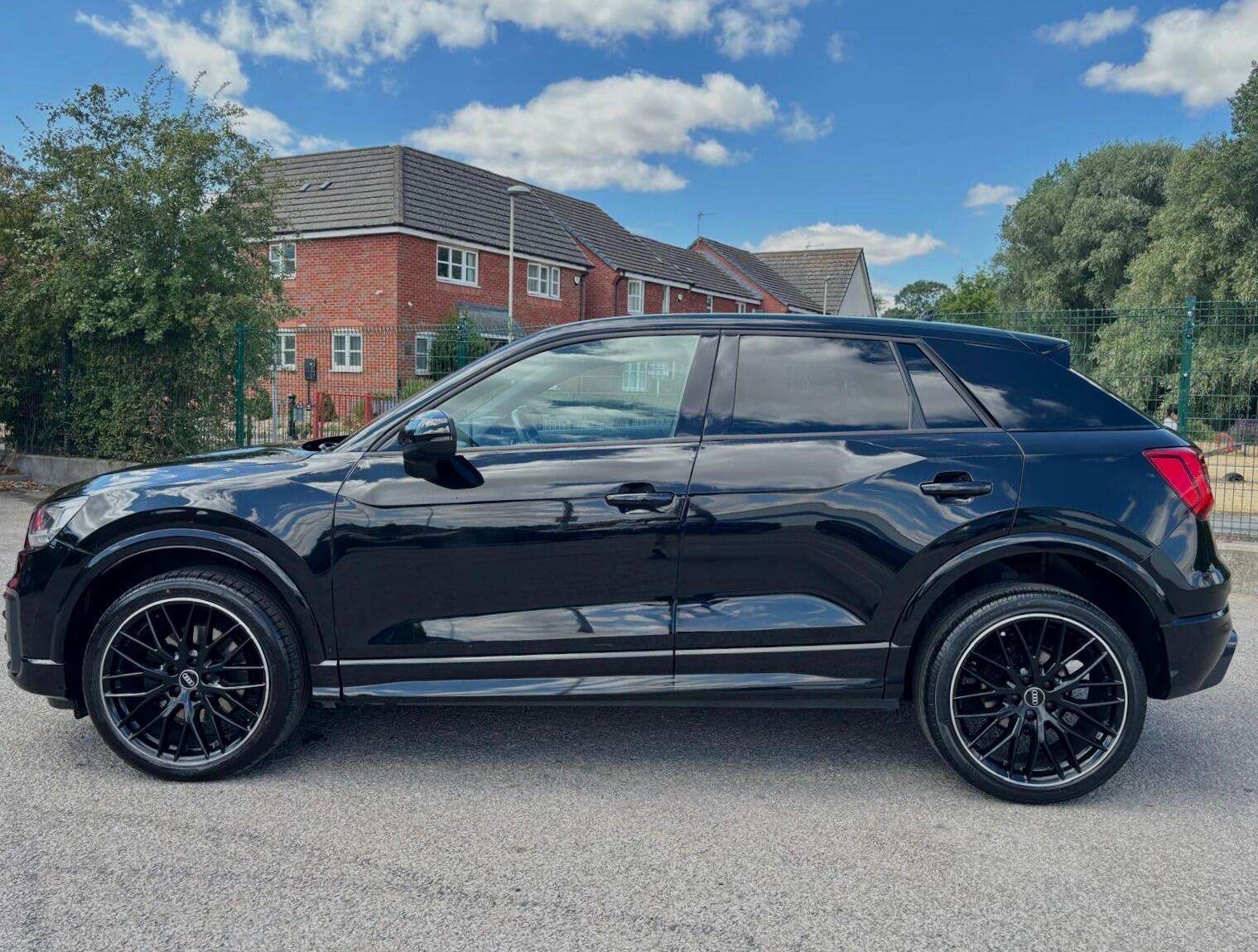 A 2020 AUDI Q2 1.6 TDI 30 Black Edition S Tronic Euro 6 (s/s) 5dr A 2020 AUDI Q2 1.6 TDI 30 Black Edition S Tronic Euro 6 (s/s) 5dr