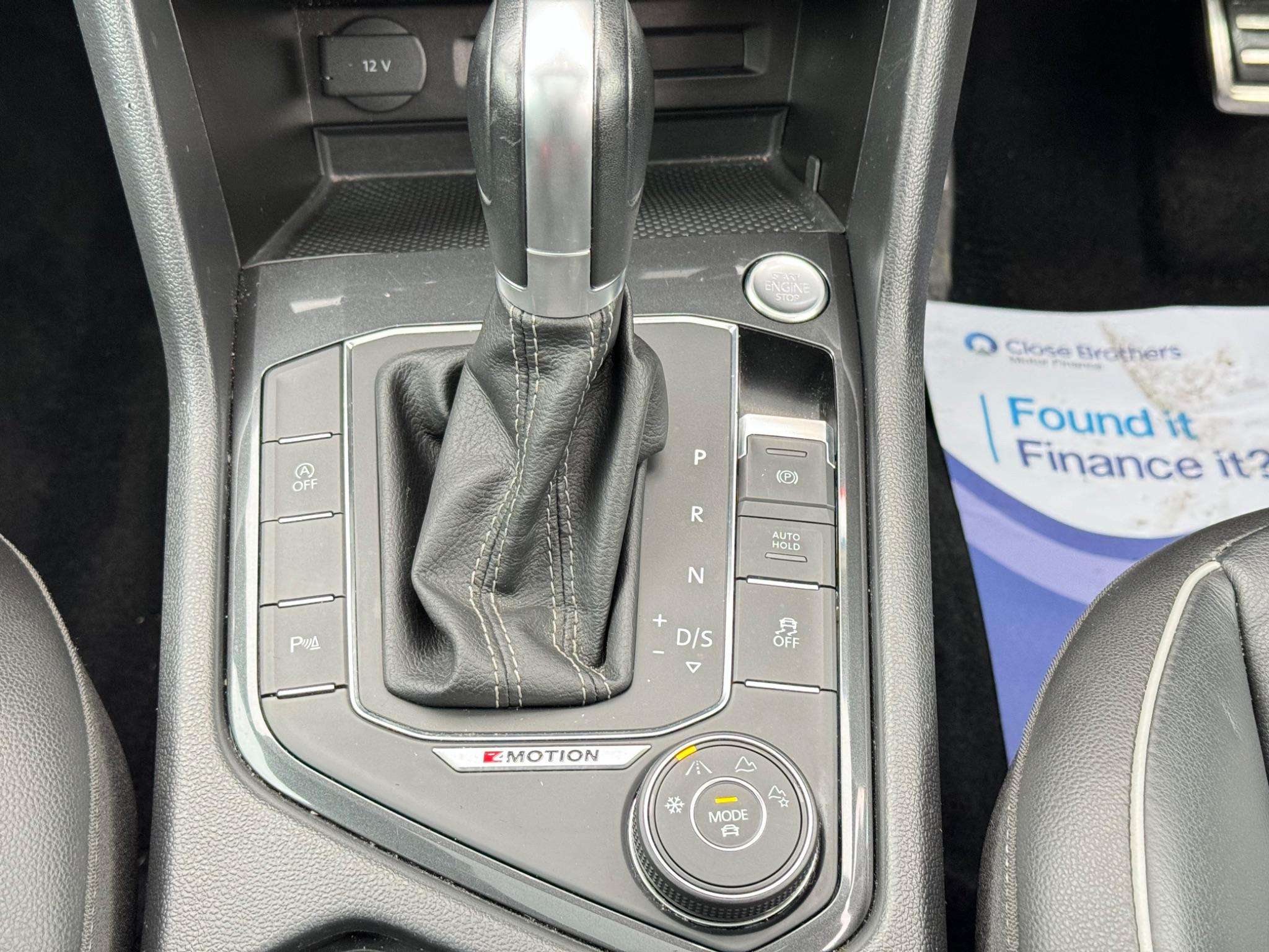 2017 VOLKSWAGEN TIGUAN 2017 VOLKSWAGEN TIGUAN