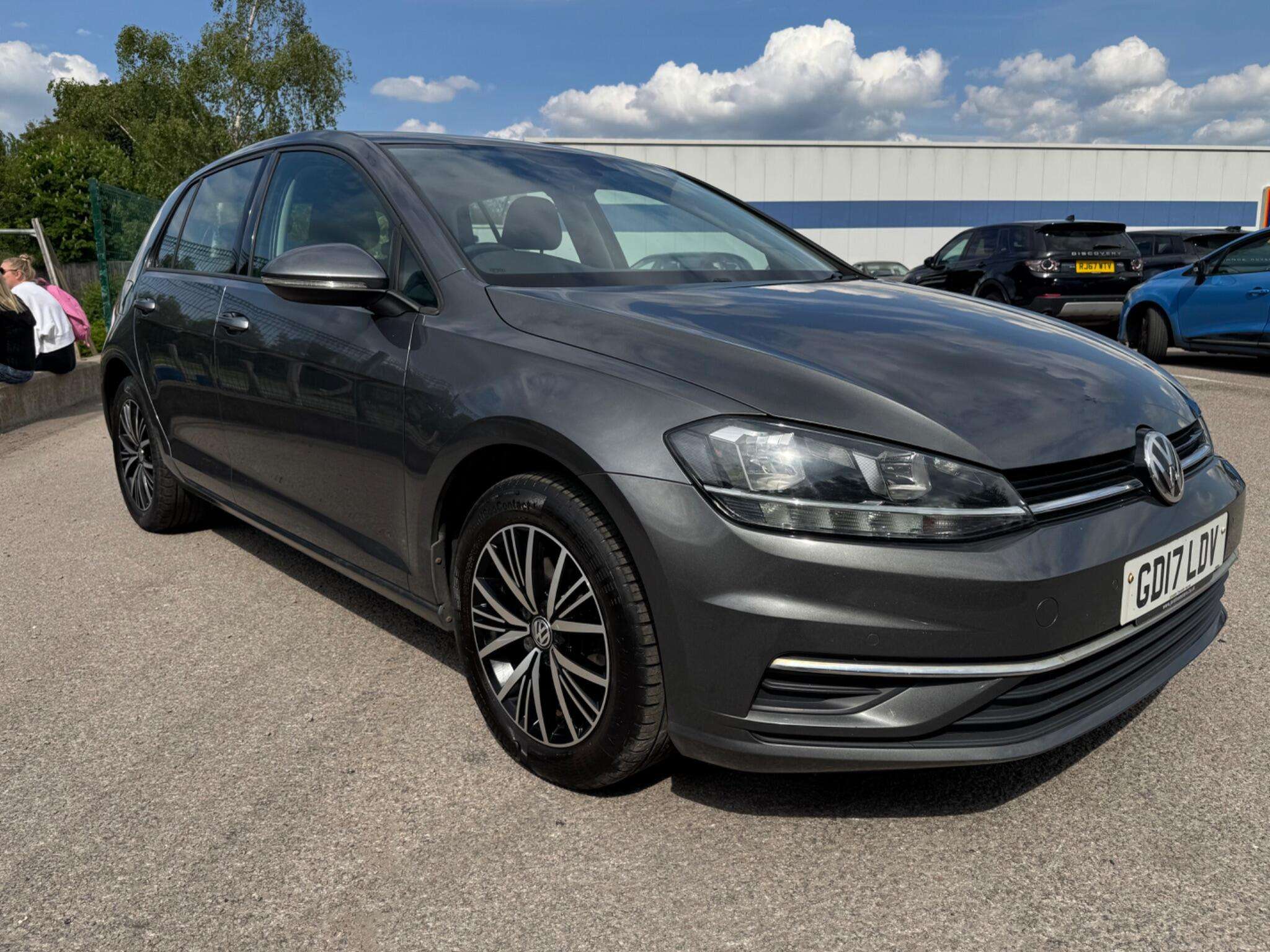 2017 VOLKSWAGEN GOLF 2017 VOLKSWAGEN GOLF