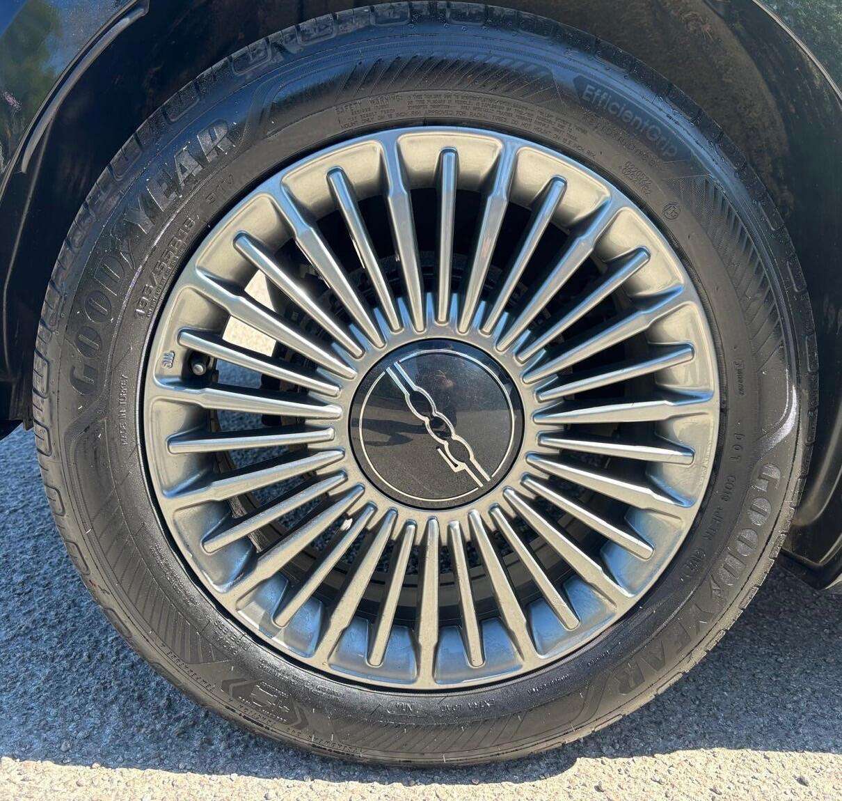 2022 FIAT 500E 2022 FIAT 500E