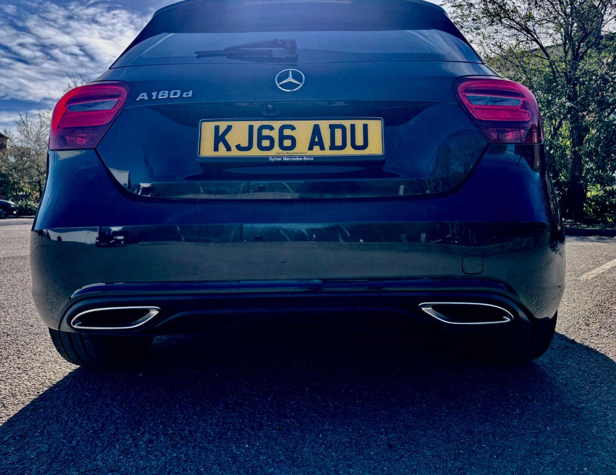 2017 MERCEDES-BENZ A CLASS 2017 MERCEDES-BENZ A CLASS