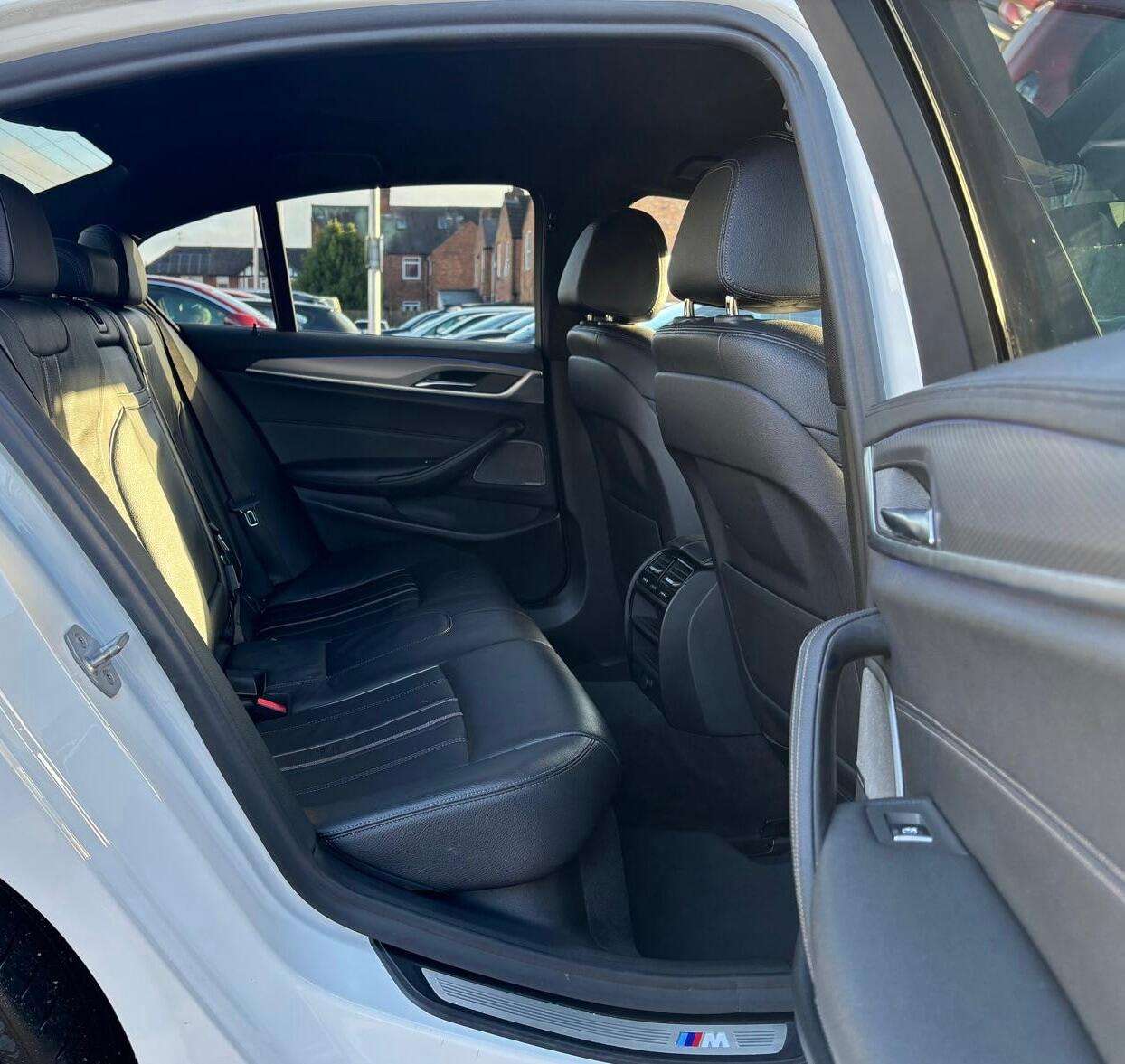 2019 BMW 5 SERIES 2019 BMW 5 SERIES
