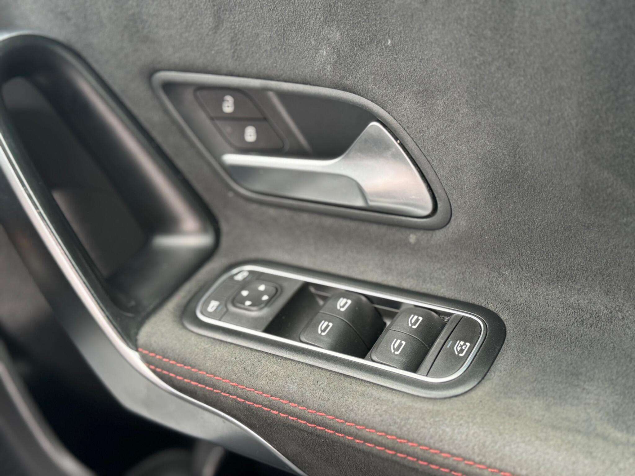 2019 MERCEDES-BENZ A CLASS 2019 MERCEDES-BENZ A CLASS