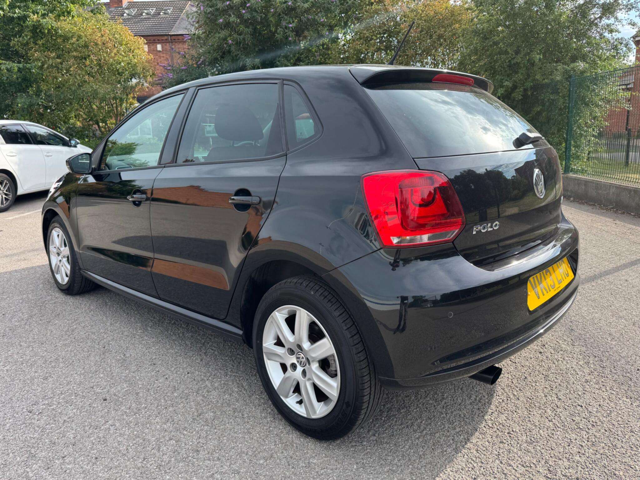 A 2013 VOLKSWAGEN POLO 1.4 Match Edition Euro 5 5dr A 2013 VOLKSWAGEN POLO 1.4 Match Edition Euro 5 5dr