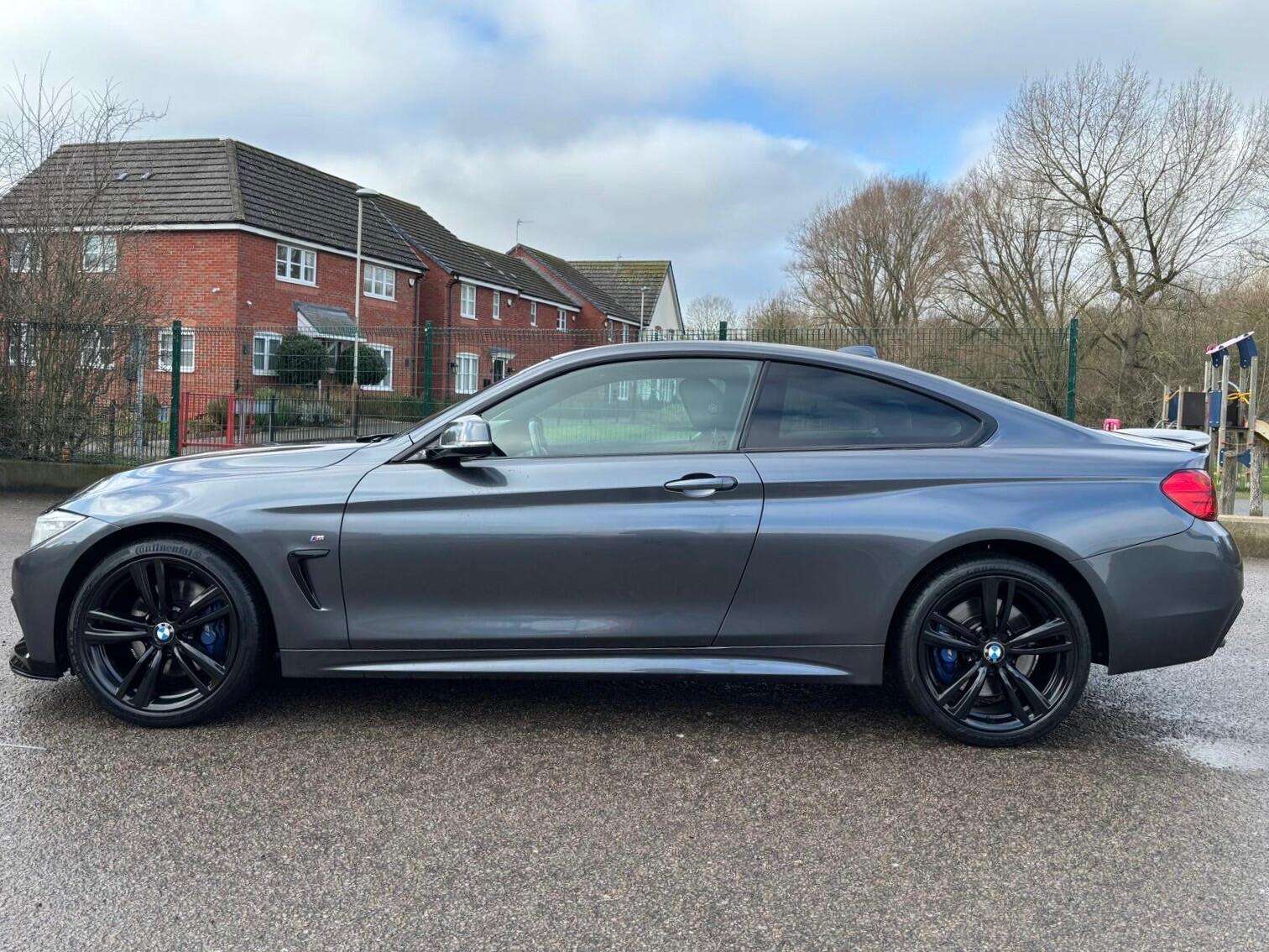 A 2016 BMW 4 SERIES 2.0 420d M Sport Auto xDrive Euro 6 (s/s) 2dr A 2016 BMW 4 SERIES 2.0 420d M Sport Auto xDrive Euro 6 (s/s) 2dr