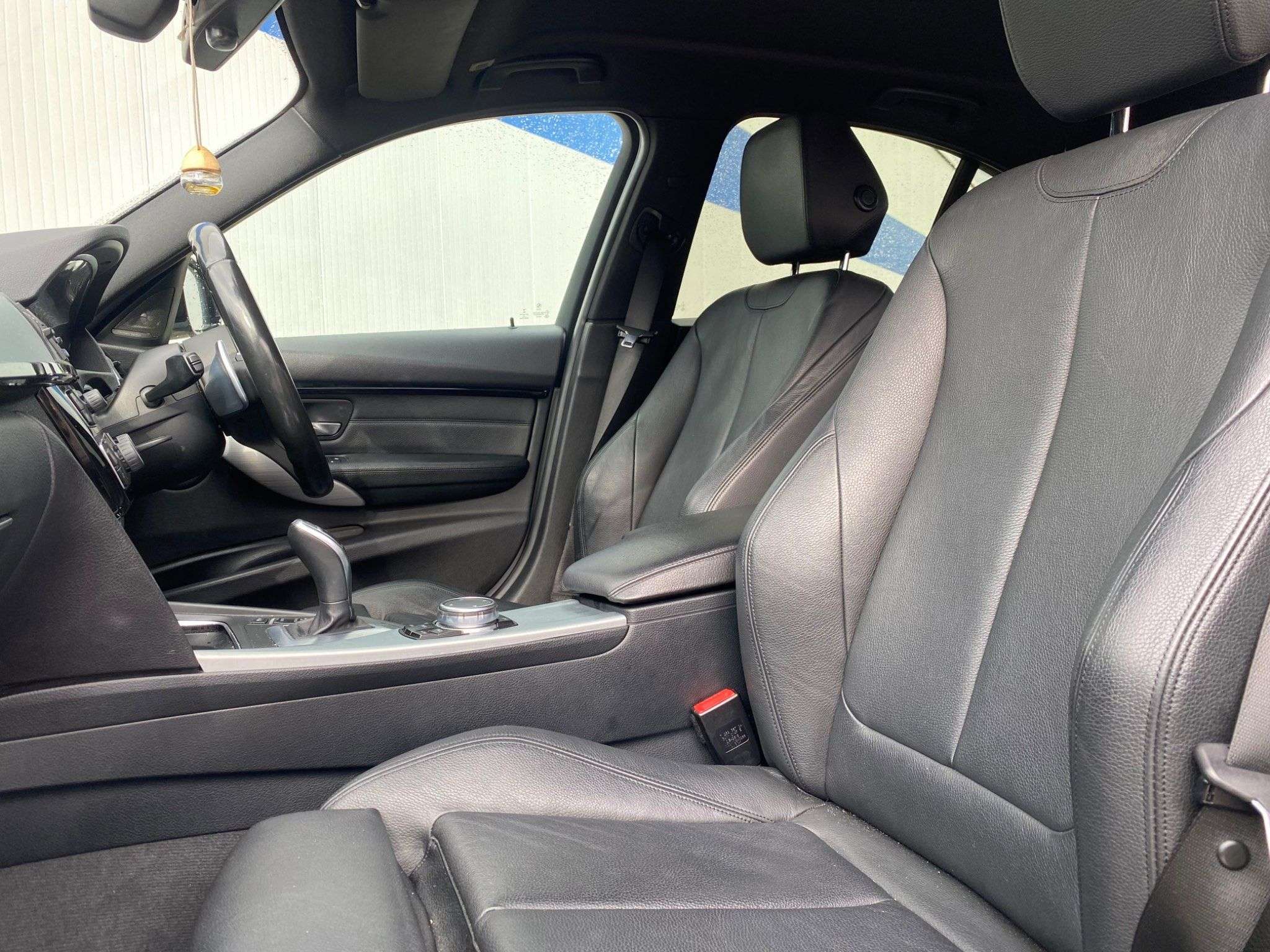 2017 BMW 3 SERIES 2017 BMW 3 SERIES