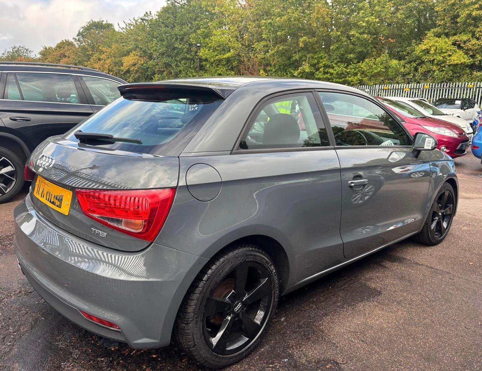 2016 AUDI A1 2016 AUDI A1