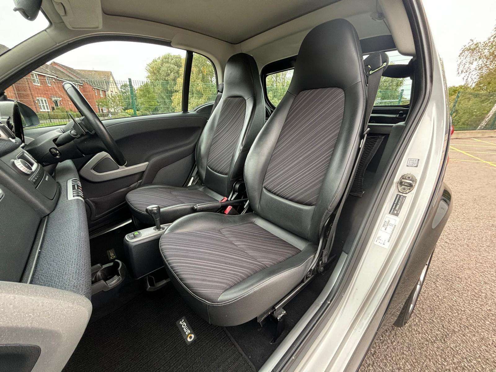 2011 SMART FORTWO 2011 SMART FORTWO