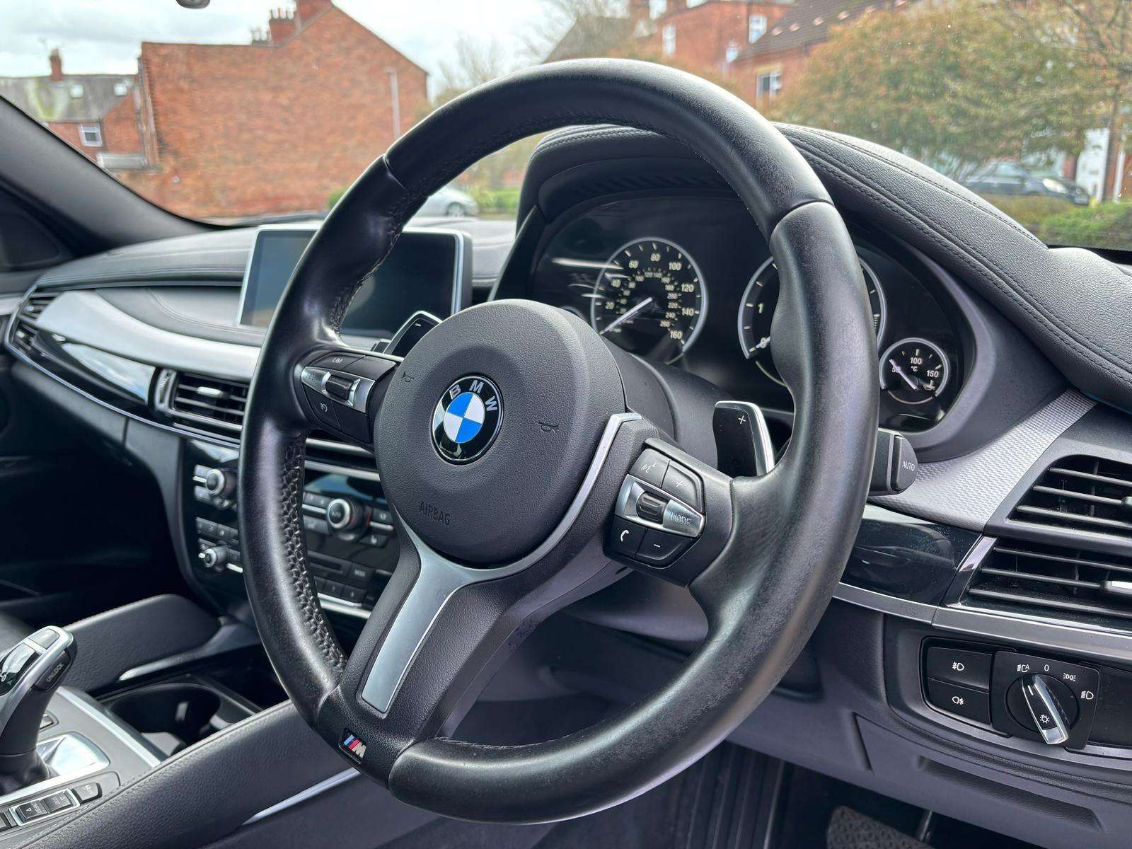 2017 BMW X6 2017 BMW X6