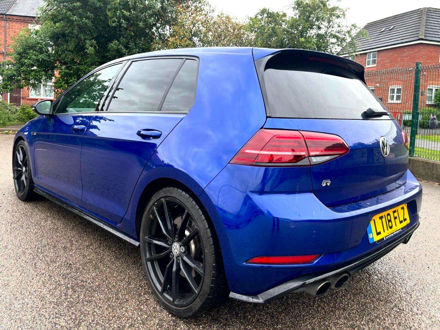 A 2018 VOLKSWAGEN GOLF 2.0 TSI R DSG 4Motion Euro 6 (s/s) 5dr A 2018 VOLKSWAGEN GOLF 2.0 TSI R DSG 4Motion Euro 6 (s/s) 5dr
