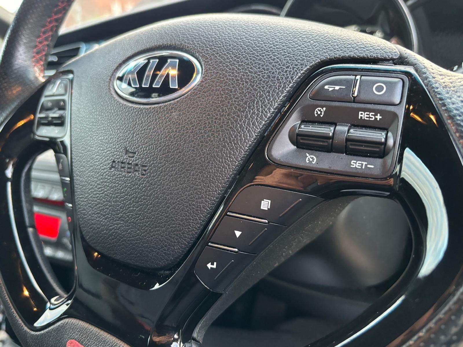 2015 KIA CEED 2015 KIA CEED