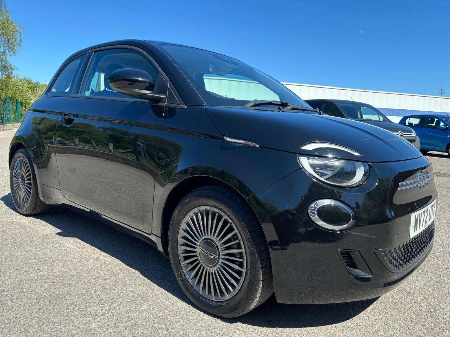 2022 FIAT 500E 2022 FIAT 500E