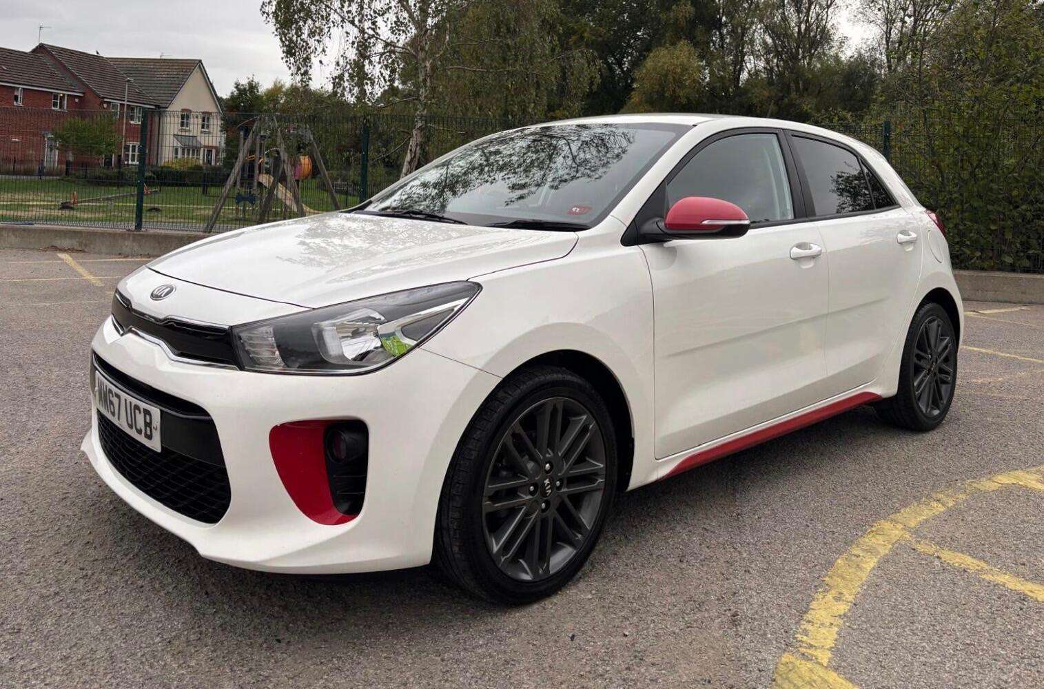 A 2017 KIA RIO 1.25 Pulse Euro 6 (s/s) 5dr A 2017 KIA RIO 1.25 Pulse Euro 6 (s/s) 5dr