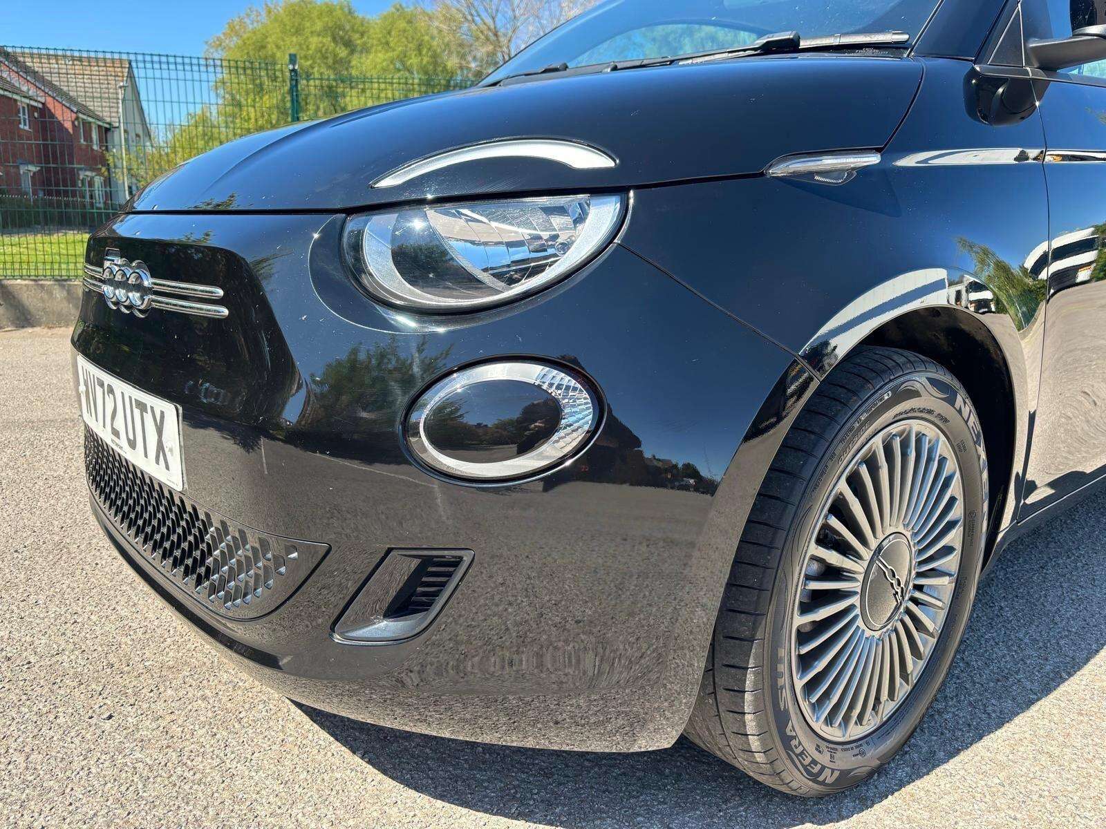 2022 FIAT 500E 2022 FIAT 500E