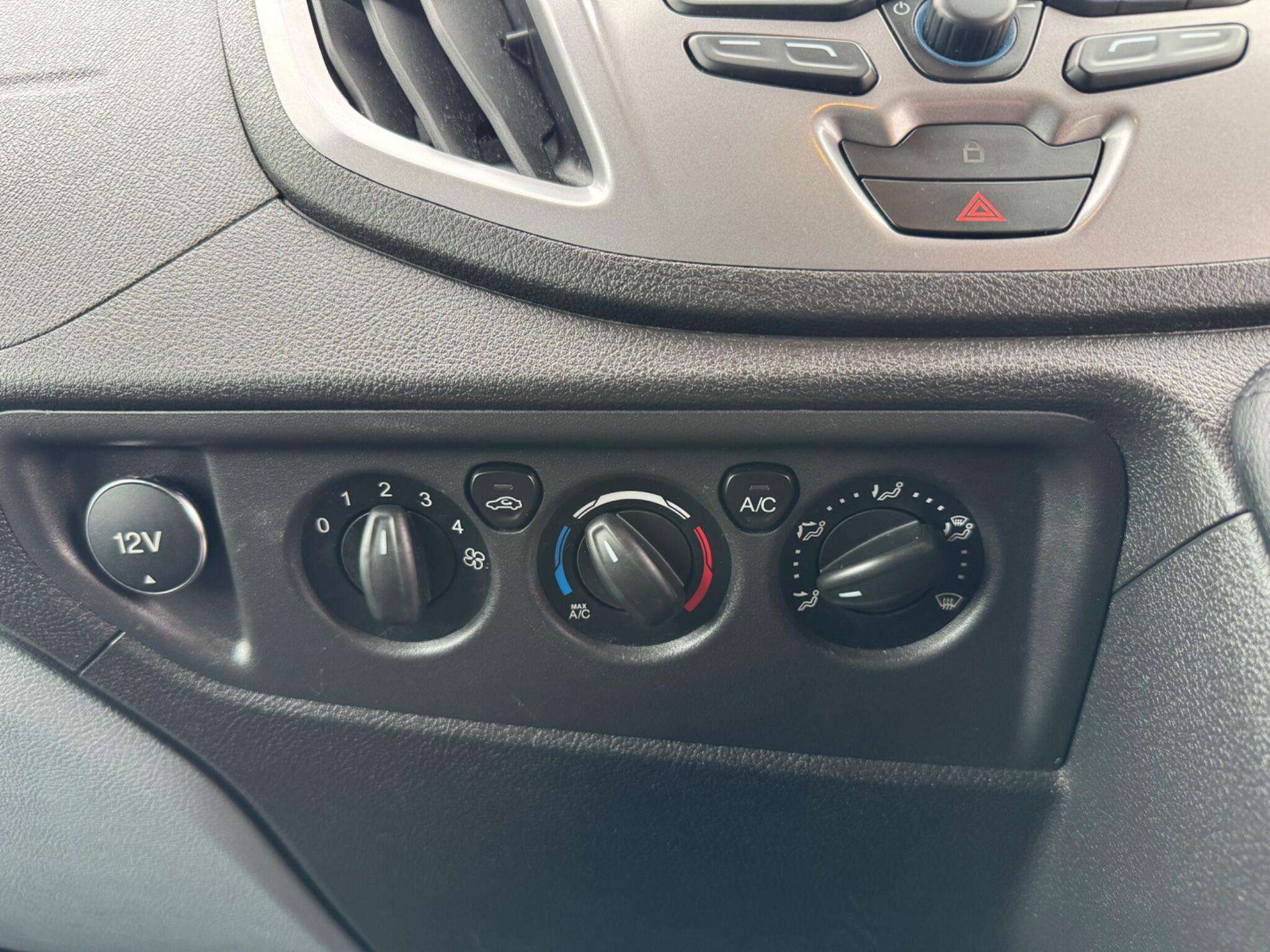 2015 FORD TRANSIT 2015 FORD TRANSIT