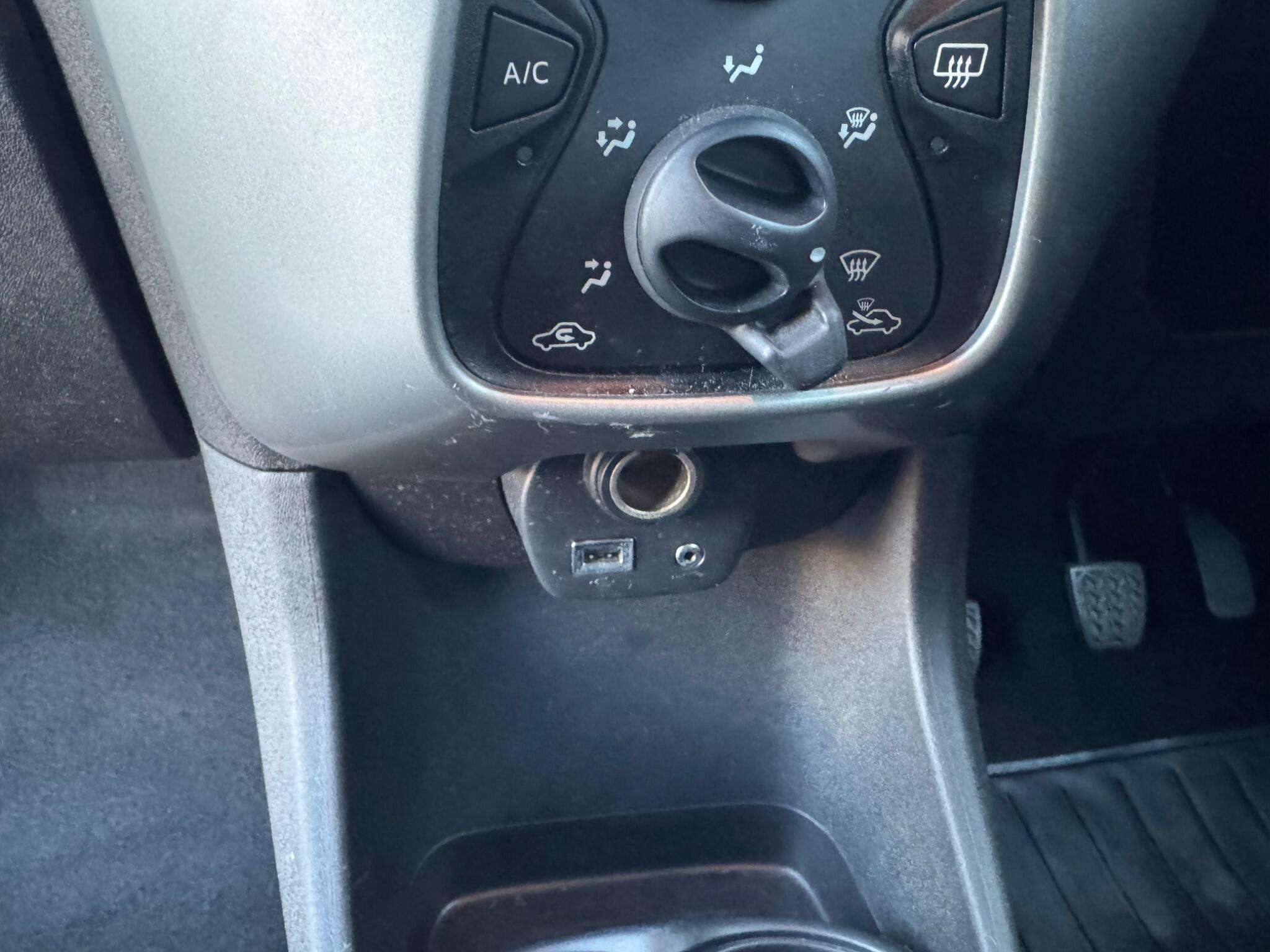 2015 CITROEN C1 2015 CITROEN C1