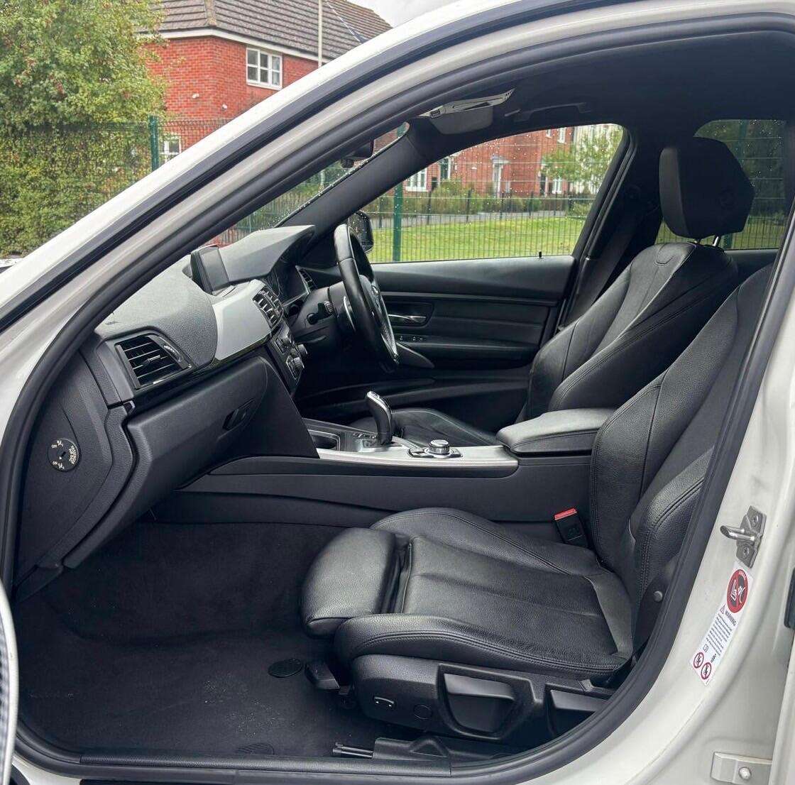 null BMW 3 SERIES null BMW 3 SERIES