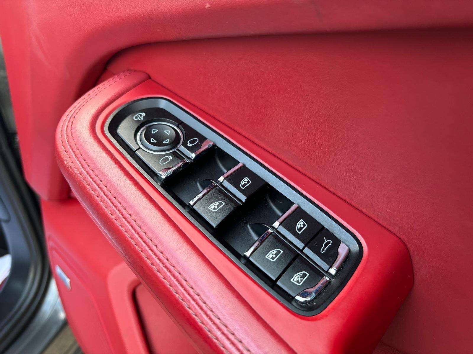 2015 PORSCHE MACAN 2015 PORSCHE MACAN