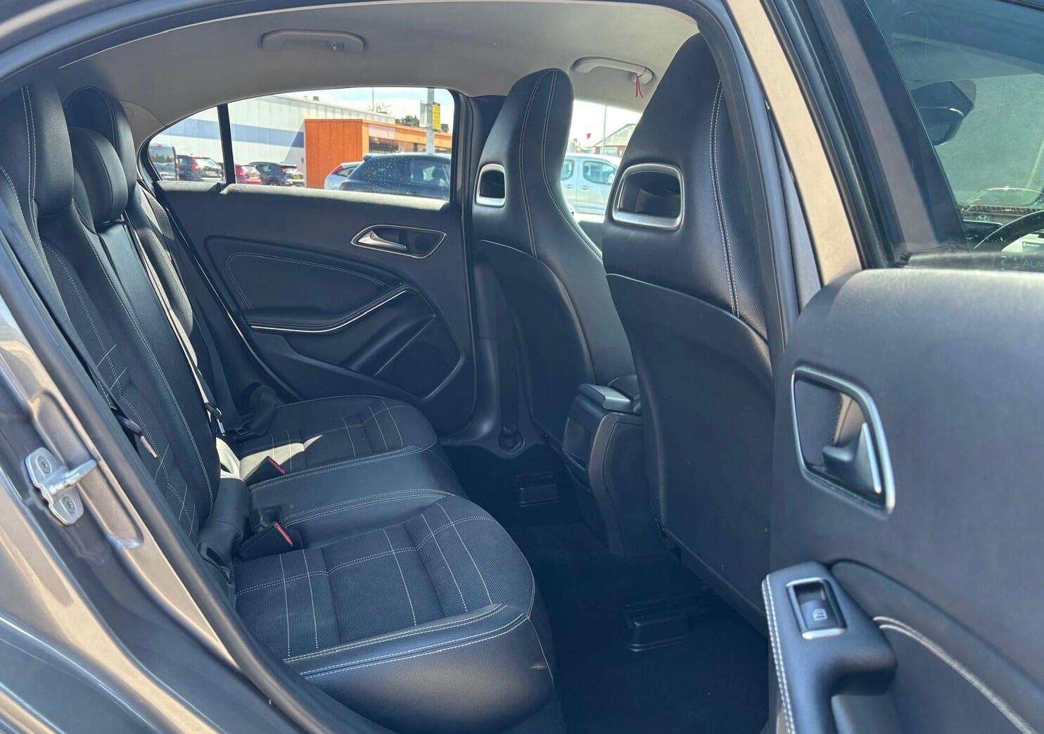 2014 MERCEDES-BENZ A CLASS 2014 MERCEDES-BENZ A CLASS