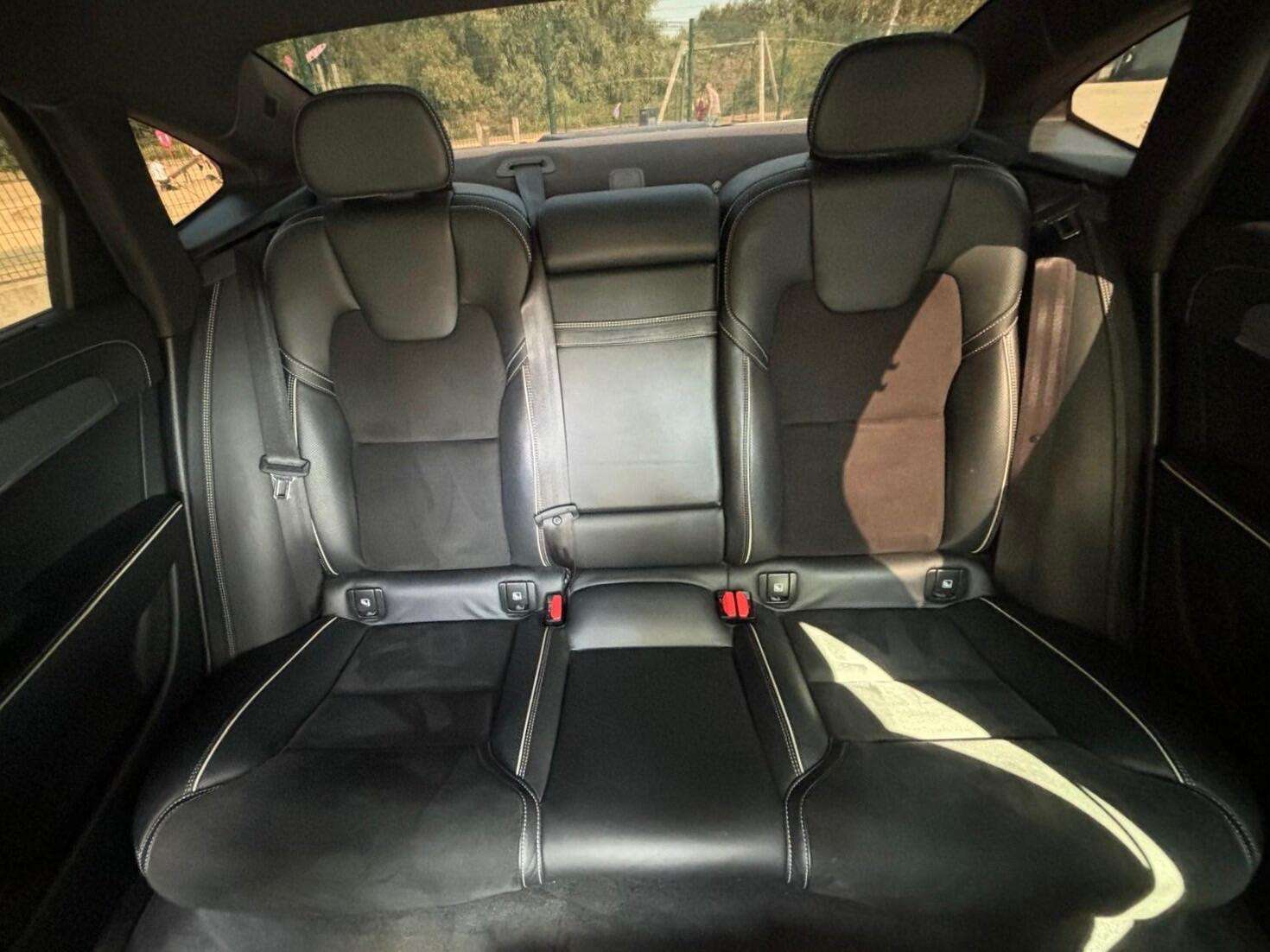 2020 VOLVO S90 2020 VOLVO S90