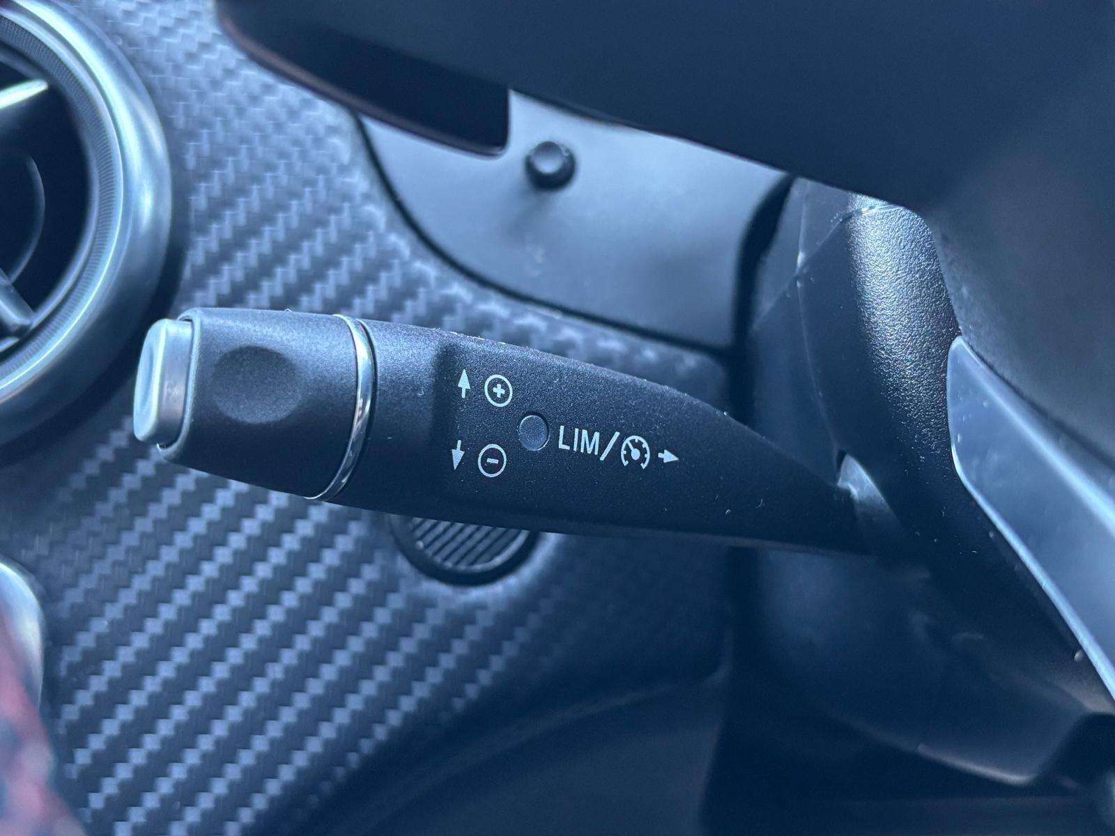 2017 MERCEDES-BENZ A CLASS 2017 MERCEDES-BENZ A CLASS