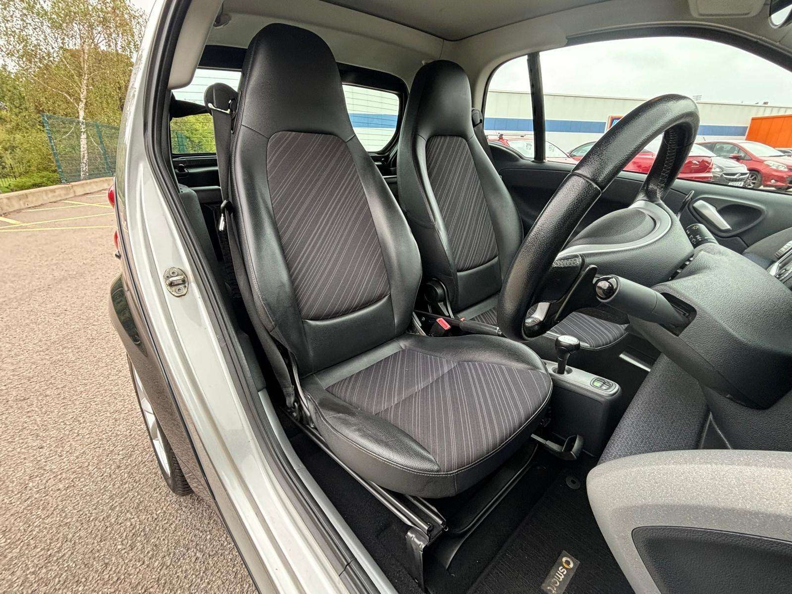 2011 SMART FORTWO 2011 SMART FORTWO